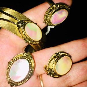 Mid-century jewelry set in gold-plate with abalone. Excellent condition.